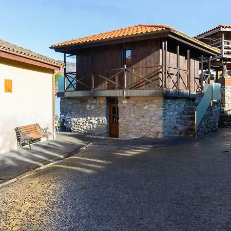 Casa Delfina Pravia