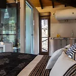Casa Delfina * Правия