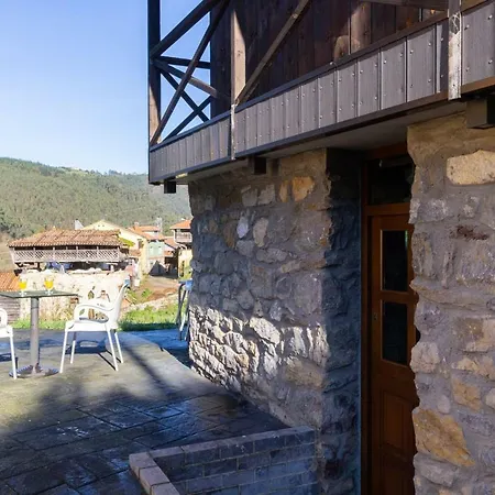 Casa Delfina * Pravia